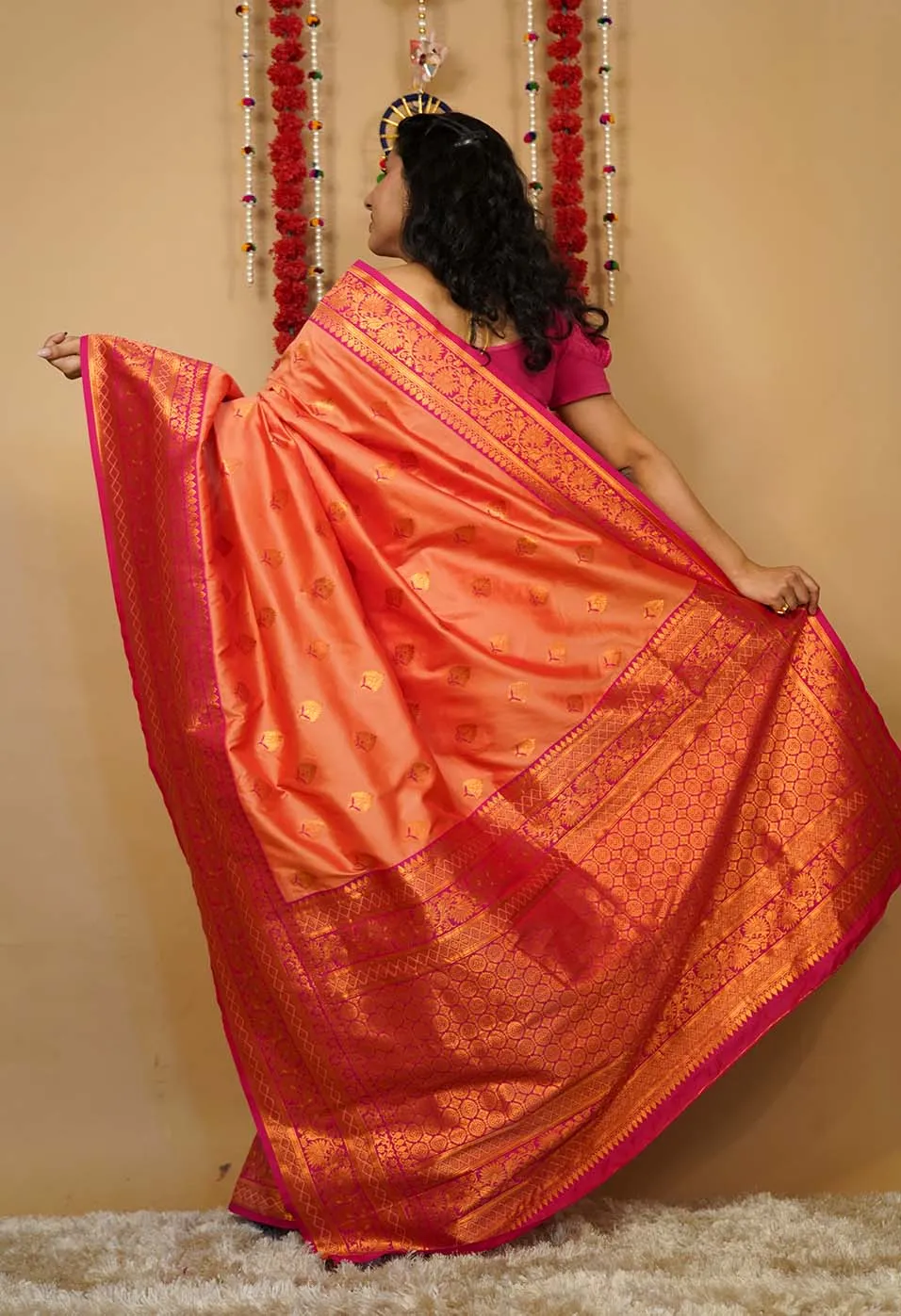 Beautiful Red Orange  Dhoop chaanv banarasi With ornate border and Pallu Wrap in one minute saree