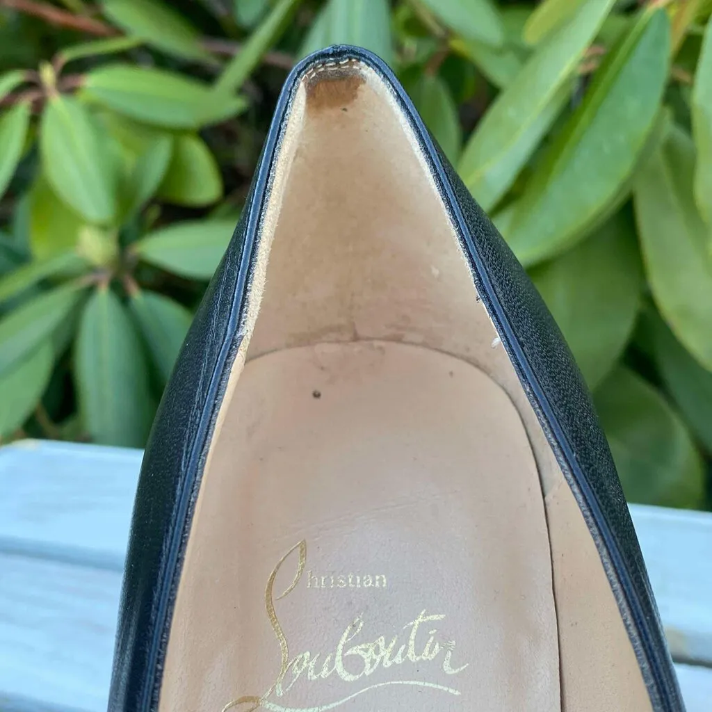 Christian Louboutin Simple Leather Pumps - Size 41