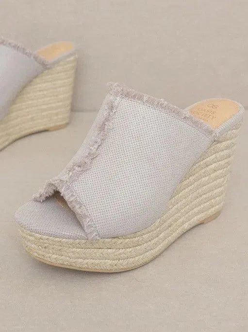 OASIS SOCIETY Simple Bliss - Distressed Linen Wedge