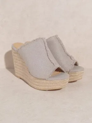 OASIS SOCIETY Simple Bliss - Distressed Linen Wedge