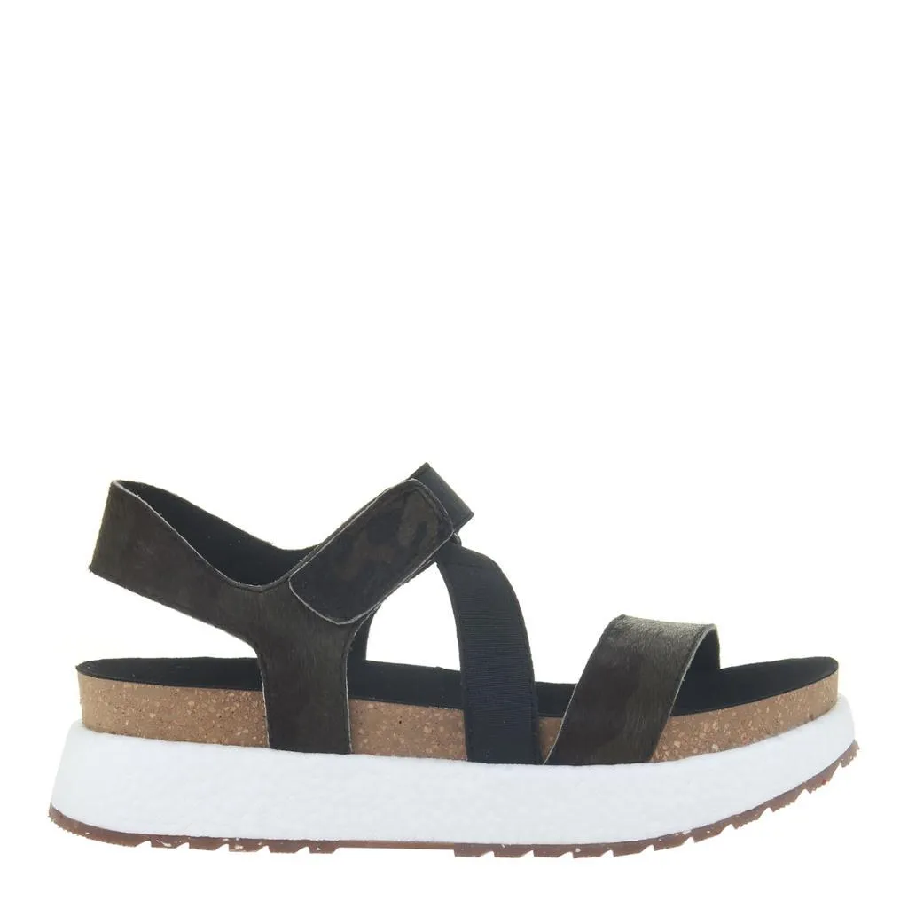 SIERRA in MUD Platform Sandals